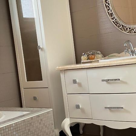 Dream House Apartment Preveza Bagian luar foto